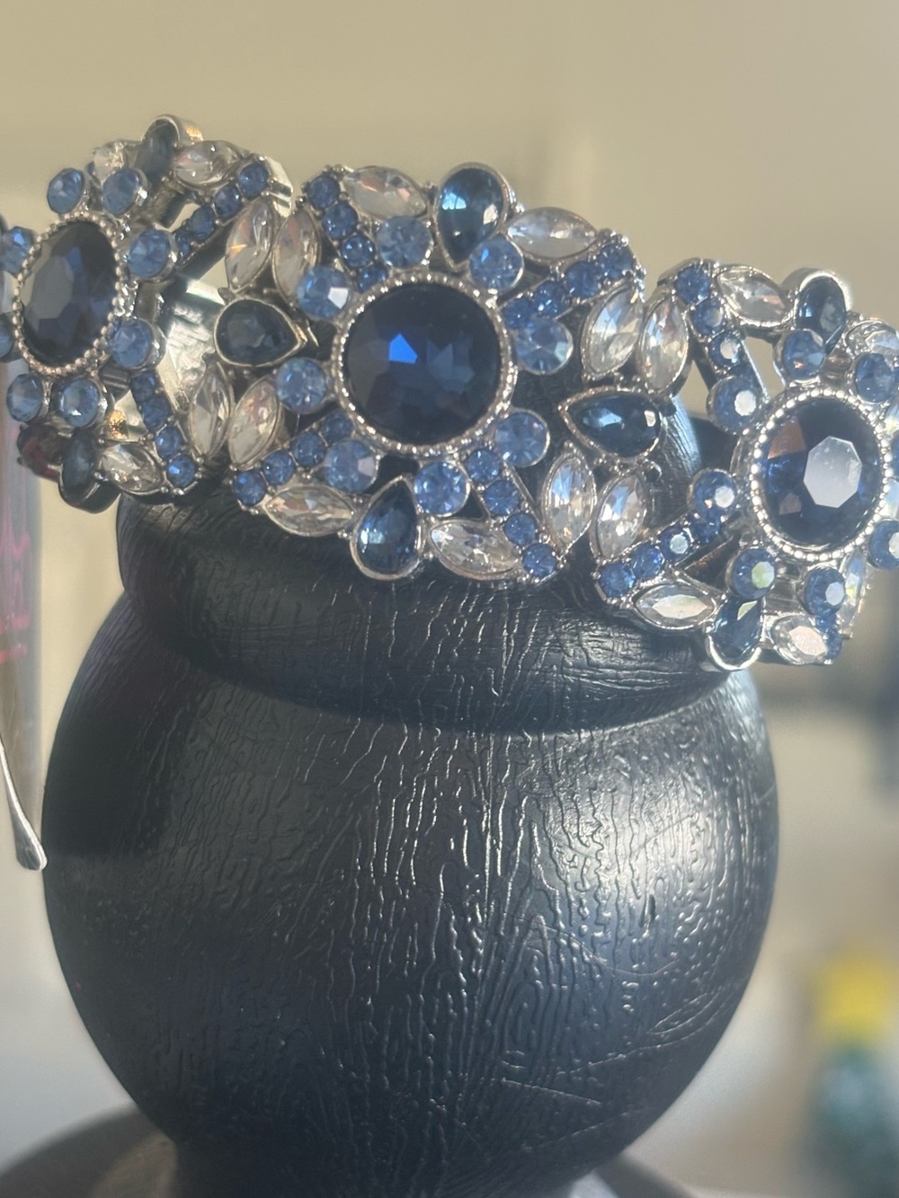 Blue Crystal Floral Stretch Bracelet